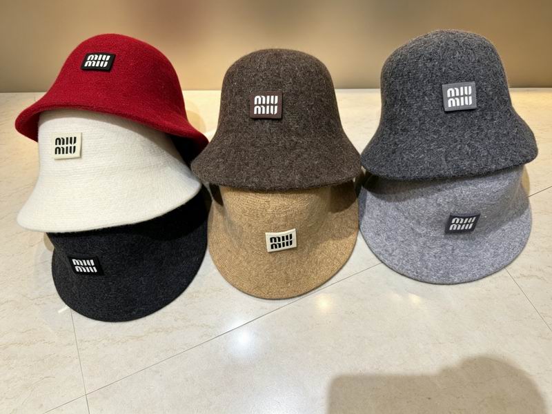 Miumiu hat dx74